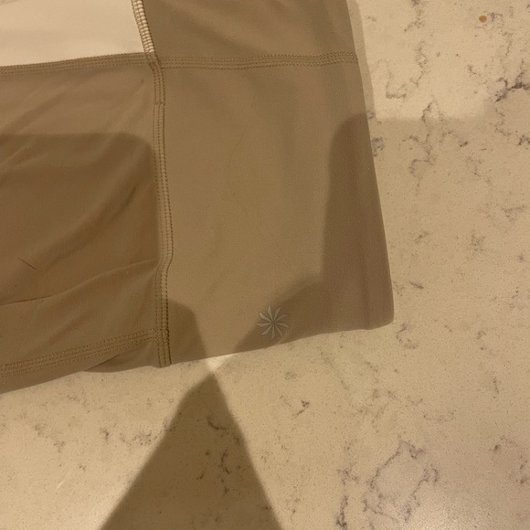 Athlete leggings size medium - Picture 2 of 3